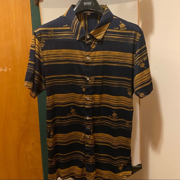 Haight & Ashbury liquid cotton button up - Picture 2 of 4